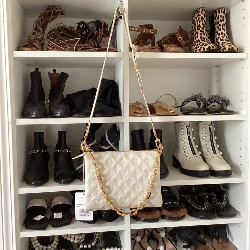Louis Vuitton Coussin Handbag - Picture 5 of 16